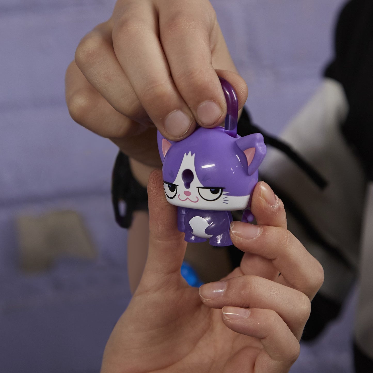 Hasbro Lock Stars Purple Cat