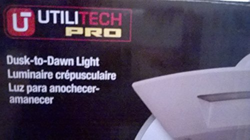 24 Watt White Dusk to Dawn Security Light