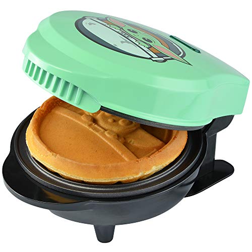 The Child 4" Mini Waffle Maker, The Mandalorian